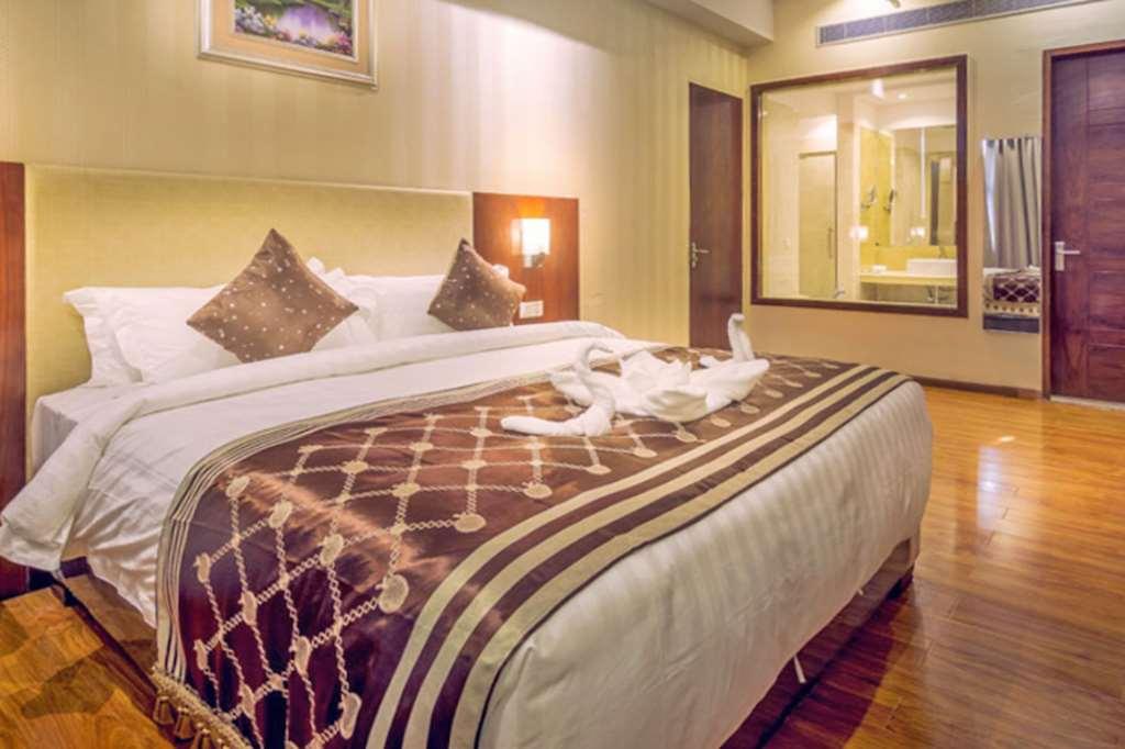 Clarion Inn Jaipur Kukas Kamer foto