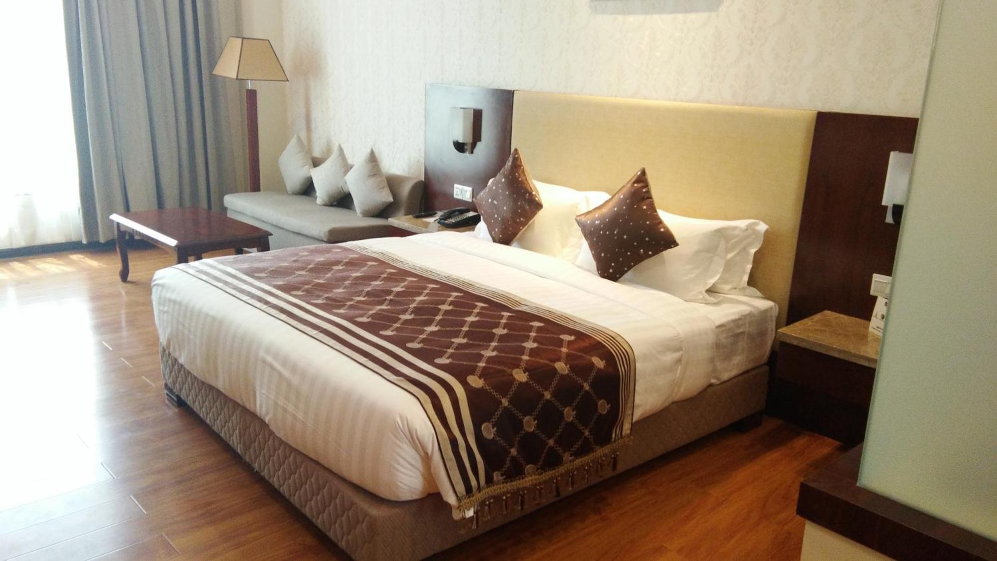 Clarion Inn Jaipur Kukas Kamer foto